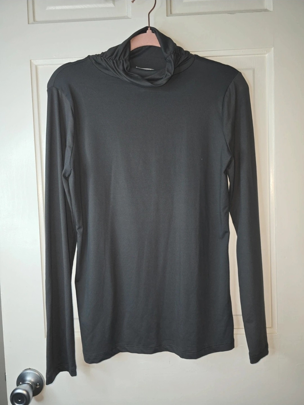 Zenana Outfitters Black Long Sleeve Turtleneck Top